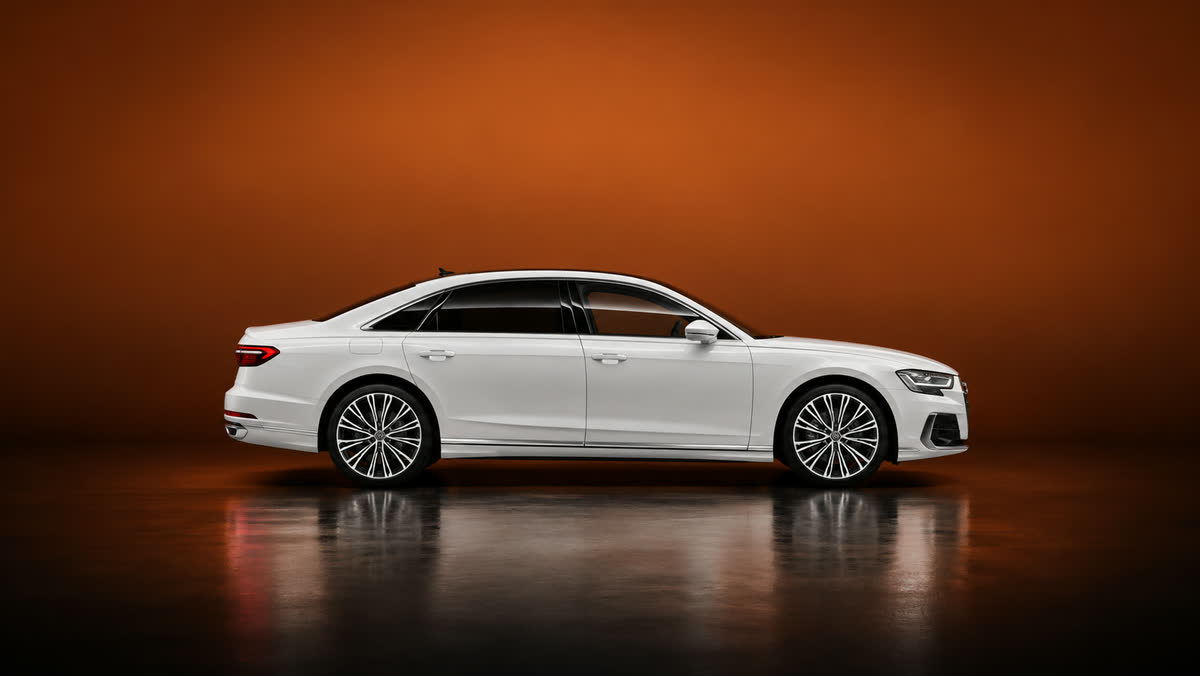 Audi A8 — кадр в стиле студии
