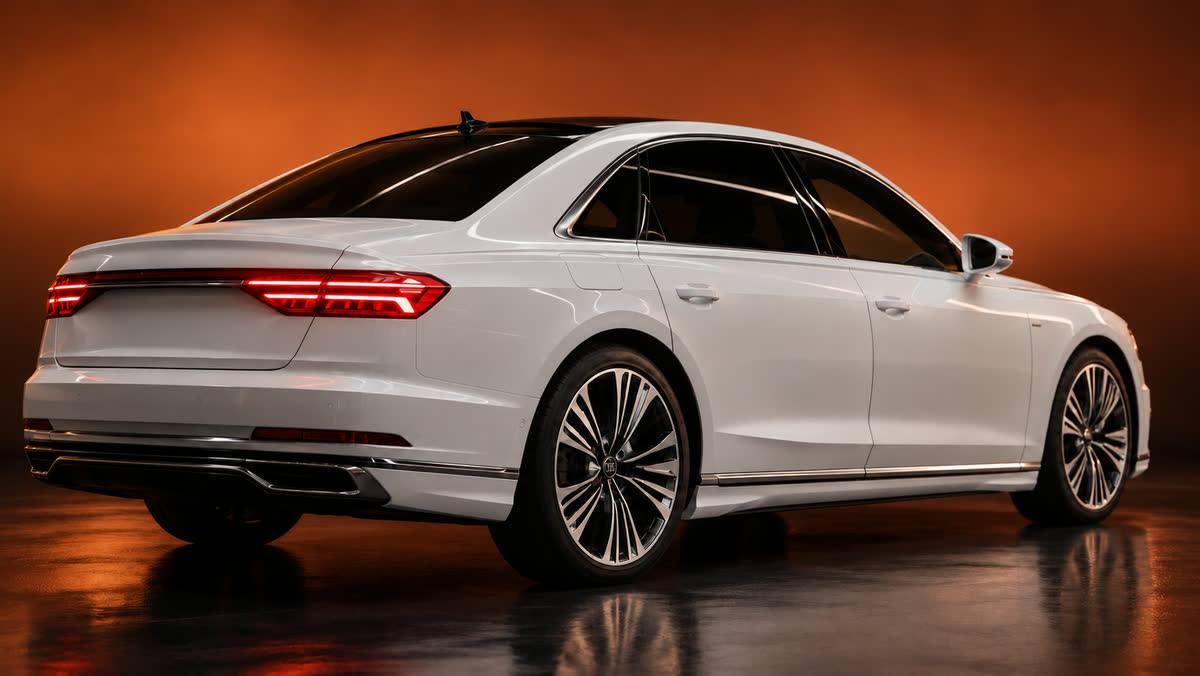 Audi A8 — кадр в стиле студии