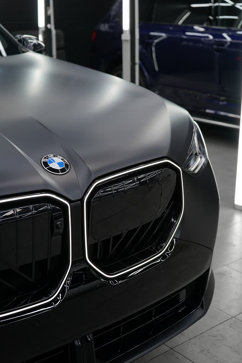 Капот BMW X3 в матовом покрытии
