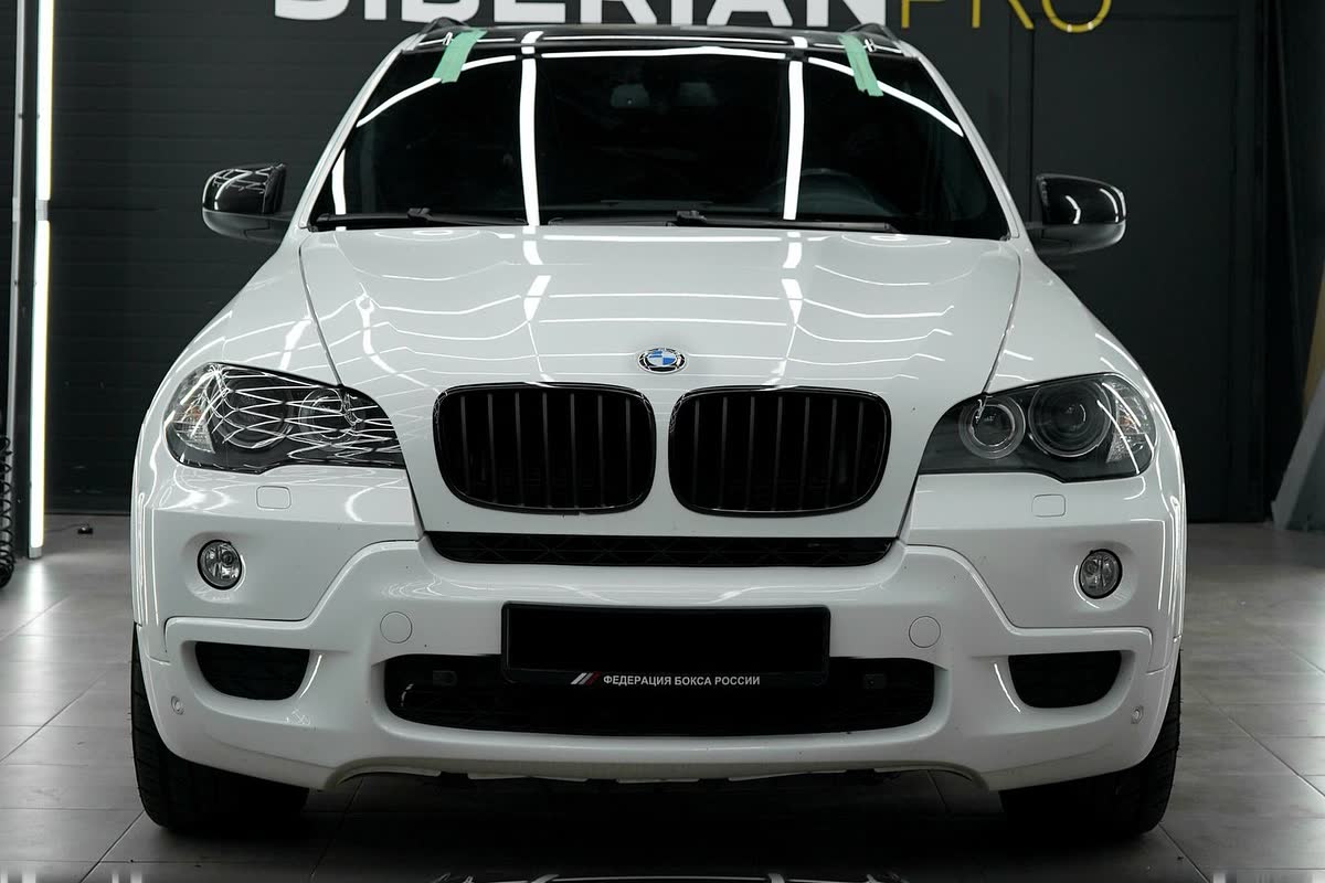 Оклейка в цвет · BMW X5: до